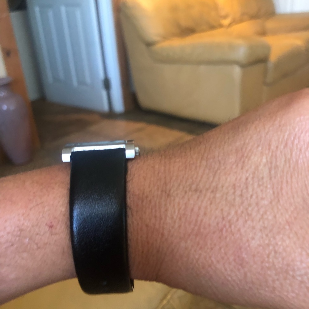 Fossil Watch Good Working Condition - image 4